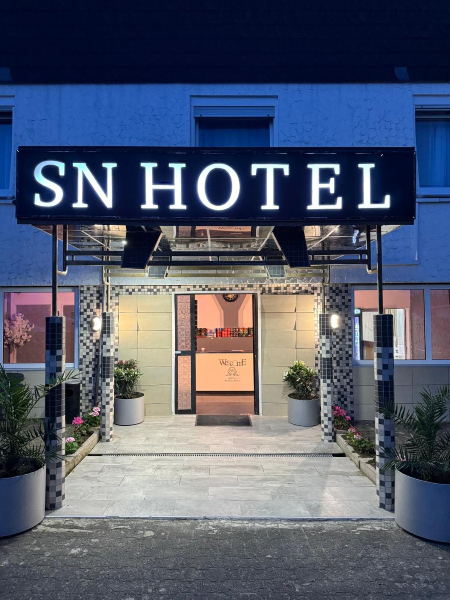 Langgons Sn Hotel And Restaurant מראה חיצוני תמונה