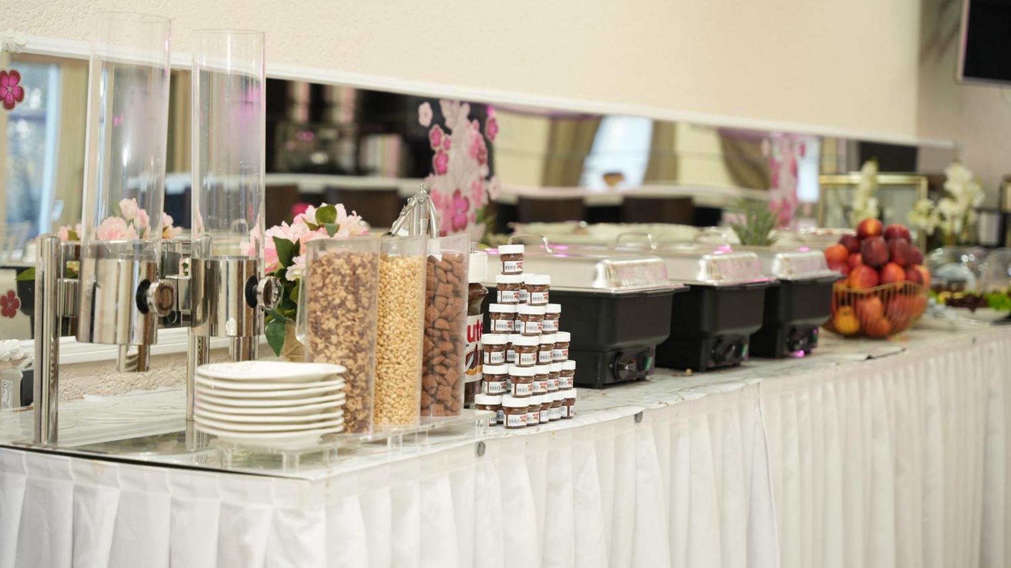 Langgons Sn Hotel And Restaurant מראה חיצוני תמונה
