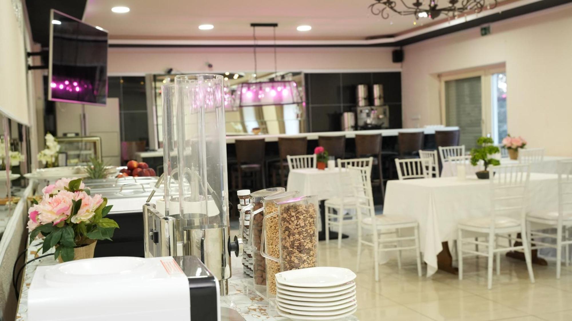 Langgons Sn Hotel And Restaurant מראה חיצוני תמונה