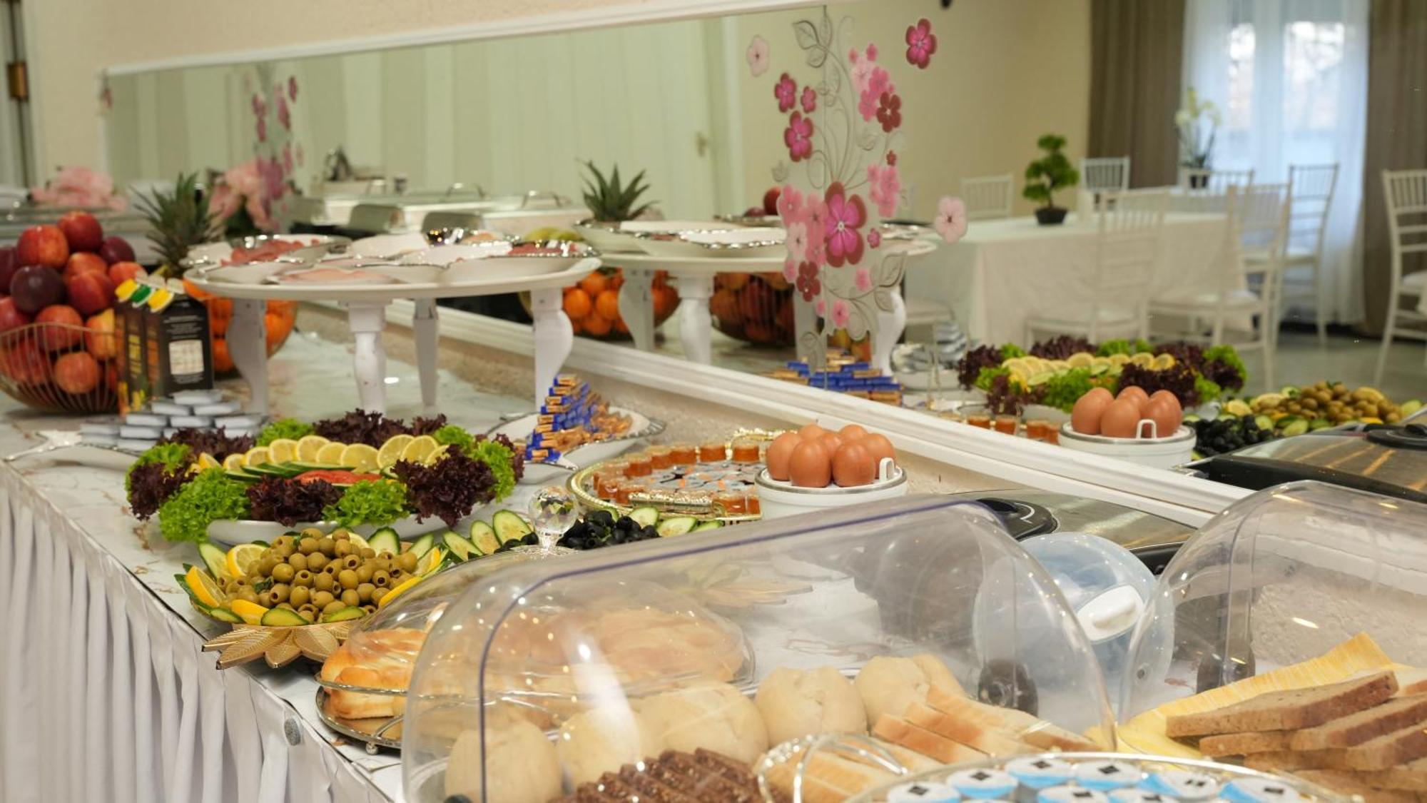 Langgons Sn Hotel And Restaurant מראה חיצוני תמונה